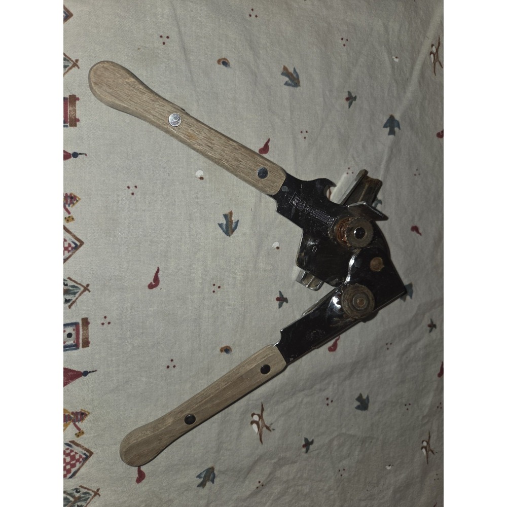 SWINGAWAY‎ Manual Can Opener Vintage 80's RARE Wood Handles Heavy Duty USA